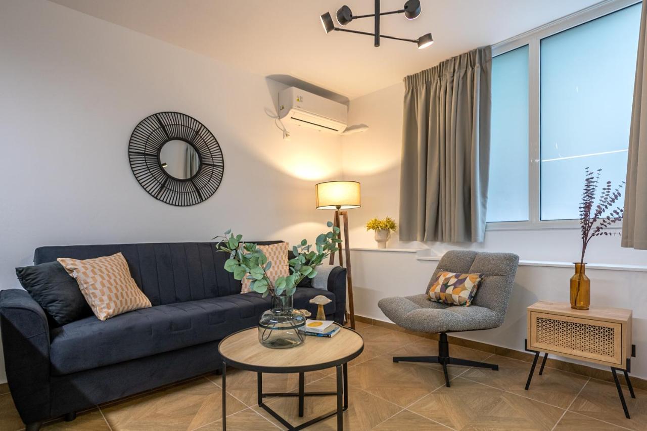 Appartamento Phaedrus Living Luxury Downtown Flat Acropolis Atene Esterno foto